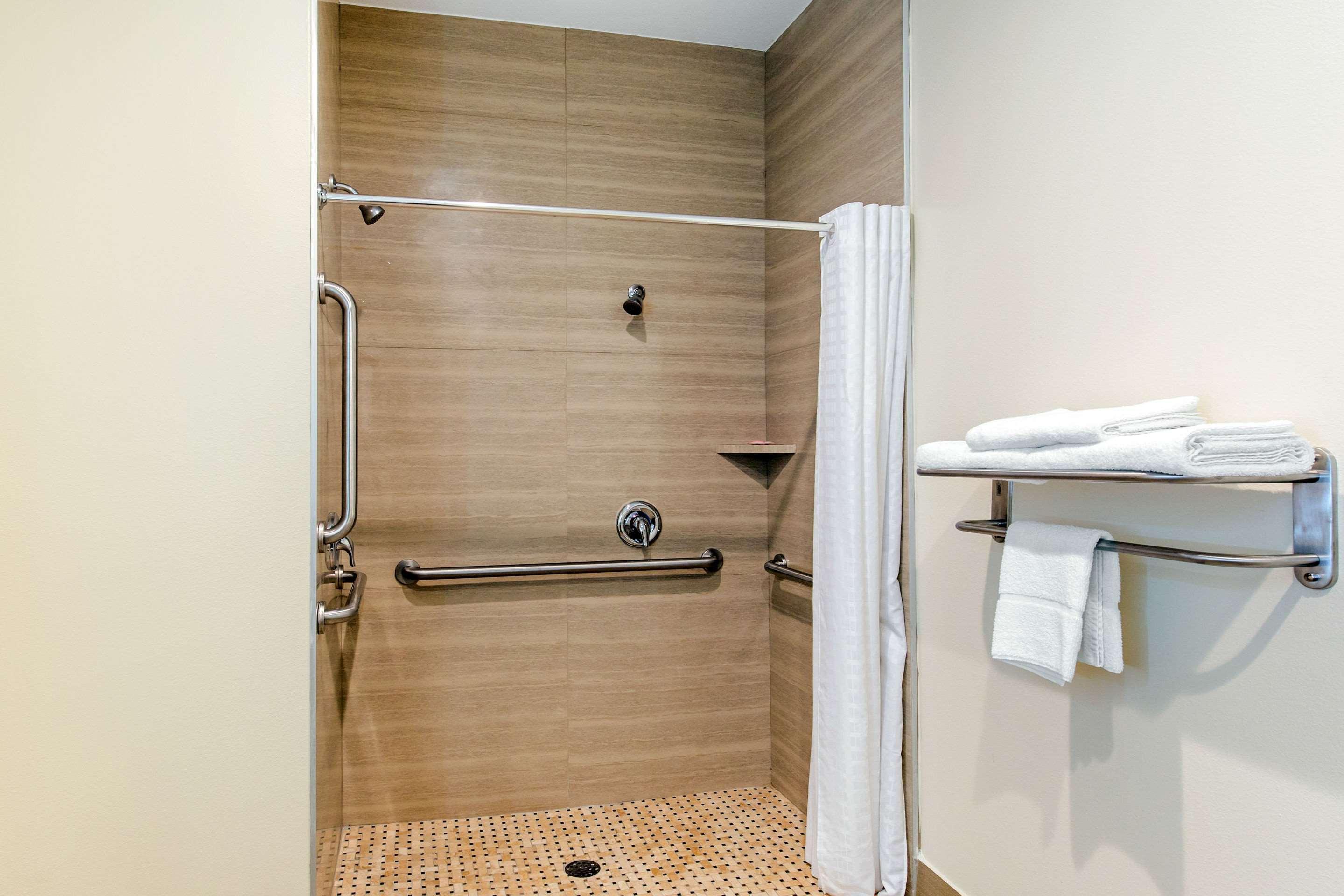 Hotel Econo & Willowbrook Houston