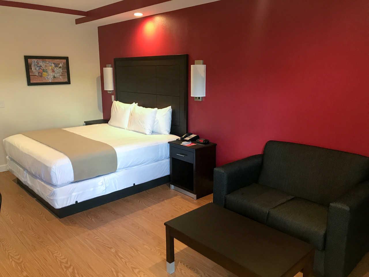 Hotel Econo & Willowbrook 2*