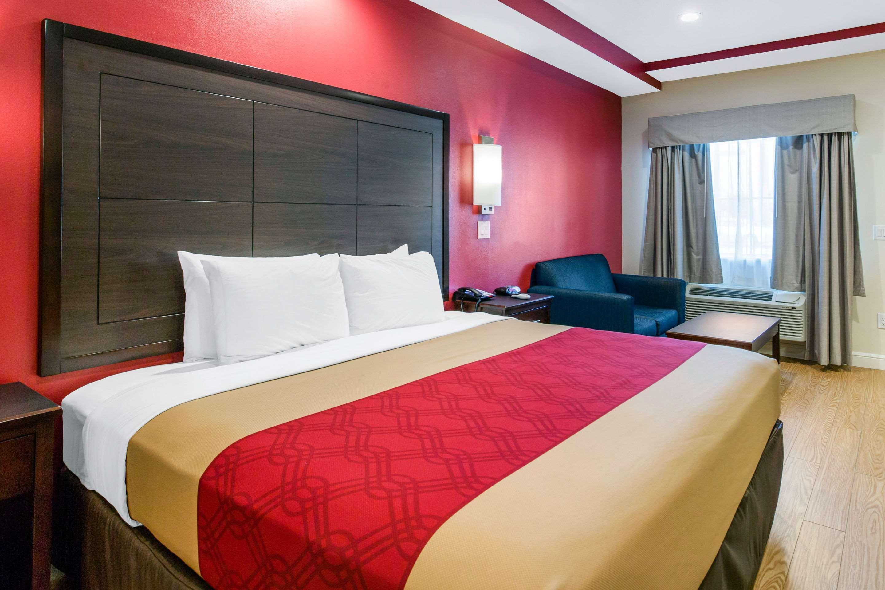 Hotel Econo & Willowbrook Houston