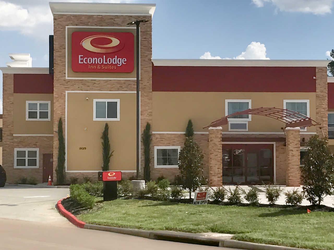 Econo & Willowbrook Hotel 2*